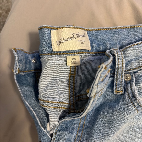 Universal Thread High Rise 90s Straight - Picture 3 of 5